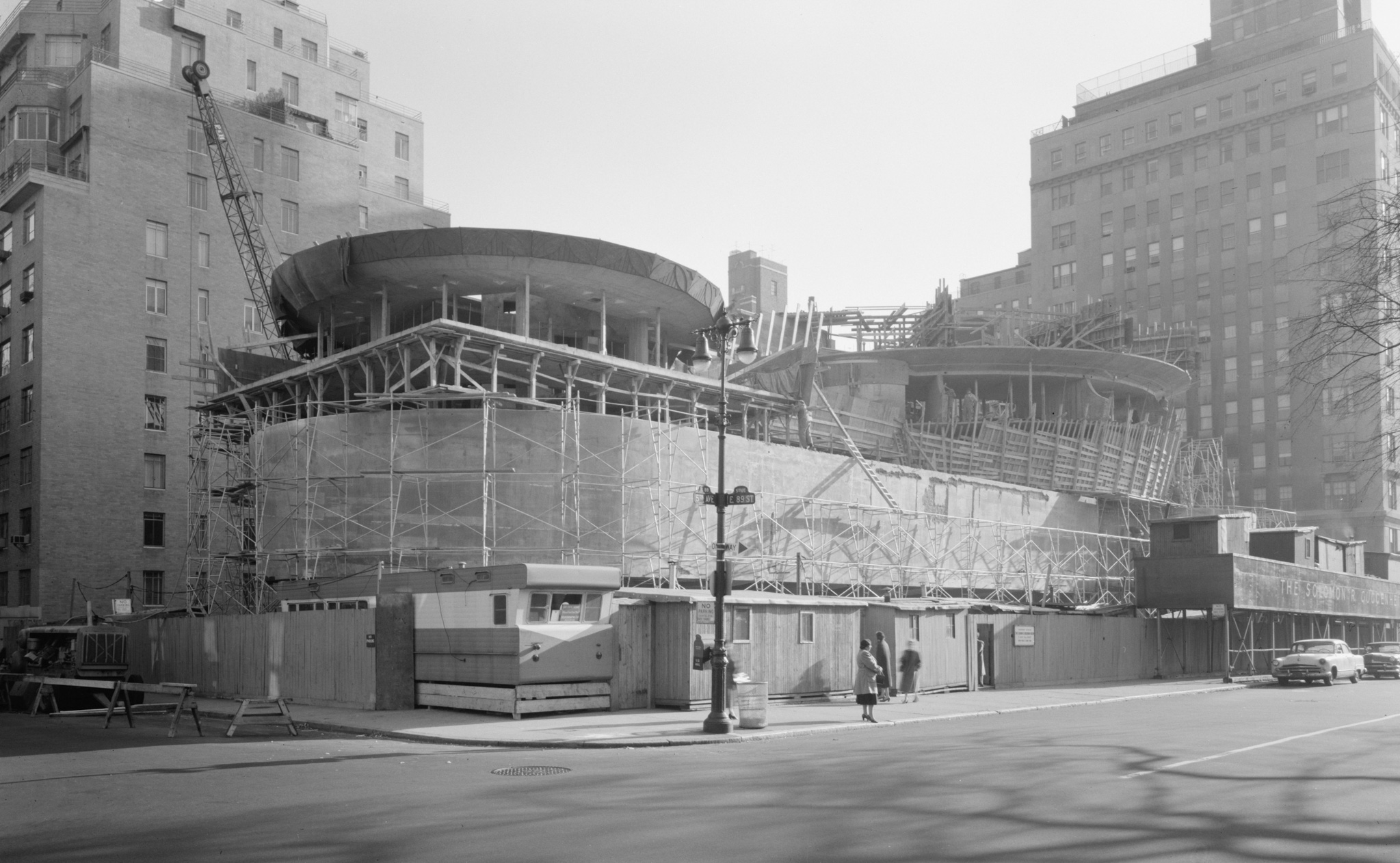 Guggenheim Museum, 88th St. & 5th Ave., New York City. Under construction II. Gottscho-Schleisner, Inc., photographer. 12 Nov 1957.